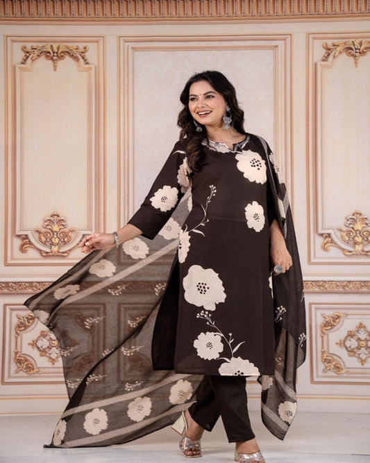 Floral embroidered black round_neck Kurta set With trouser and dupatta